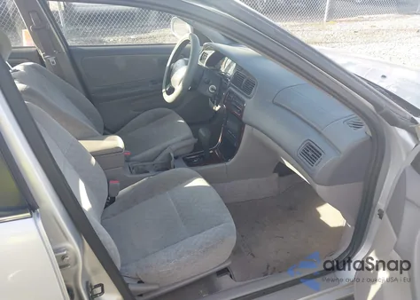 2001 Nissan Altima Xe/Gxe/Se z USA, uszkodzony, nr VIN 1N4DL01D01C138184